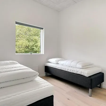 Kiro - 3km From The Sea By Interhome